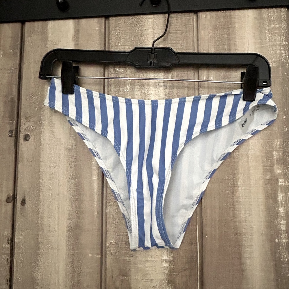 SHEIN 3 piece swim set, S - Picture 4 of 8